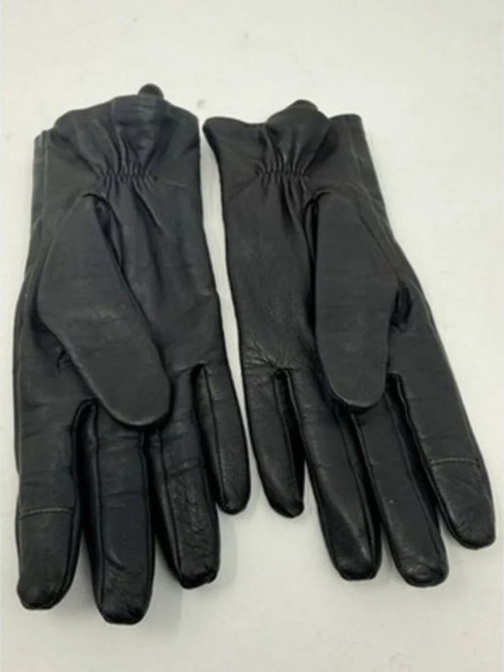 Kate Spade Black Lamb’s Leather Gloves ~ Gold Lettering Logo~ Size Small~ New